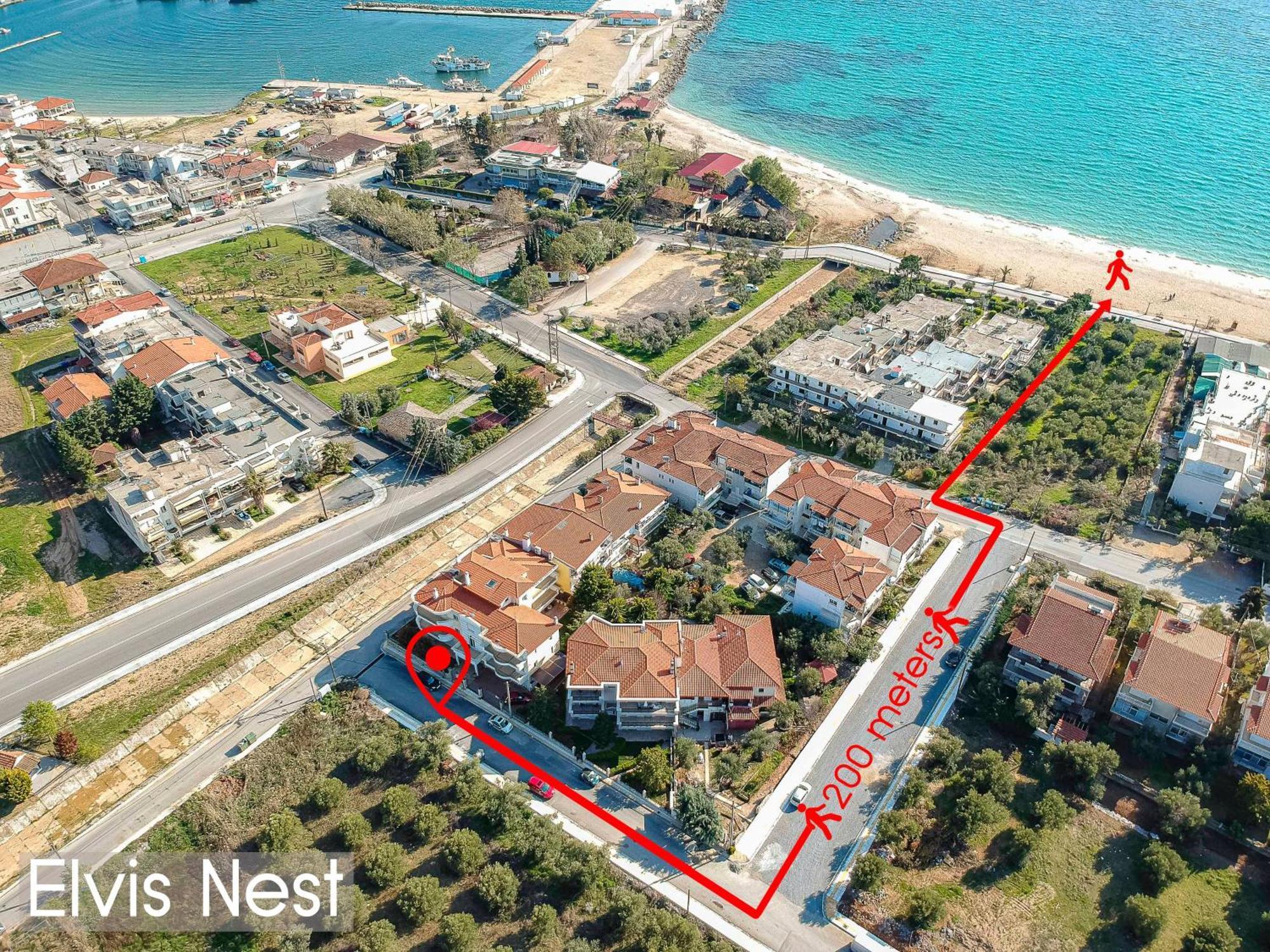 Elvis Nest Apartment Nea Moudania Room photo