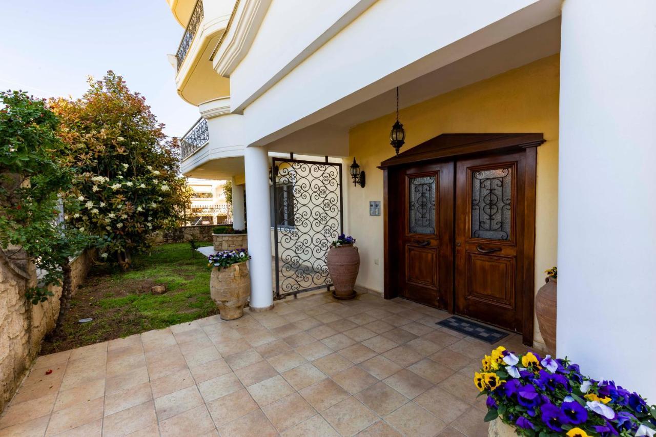 Elvis Nest Apartment Nea Moudania Exterior photo
