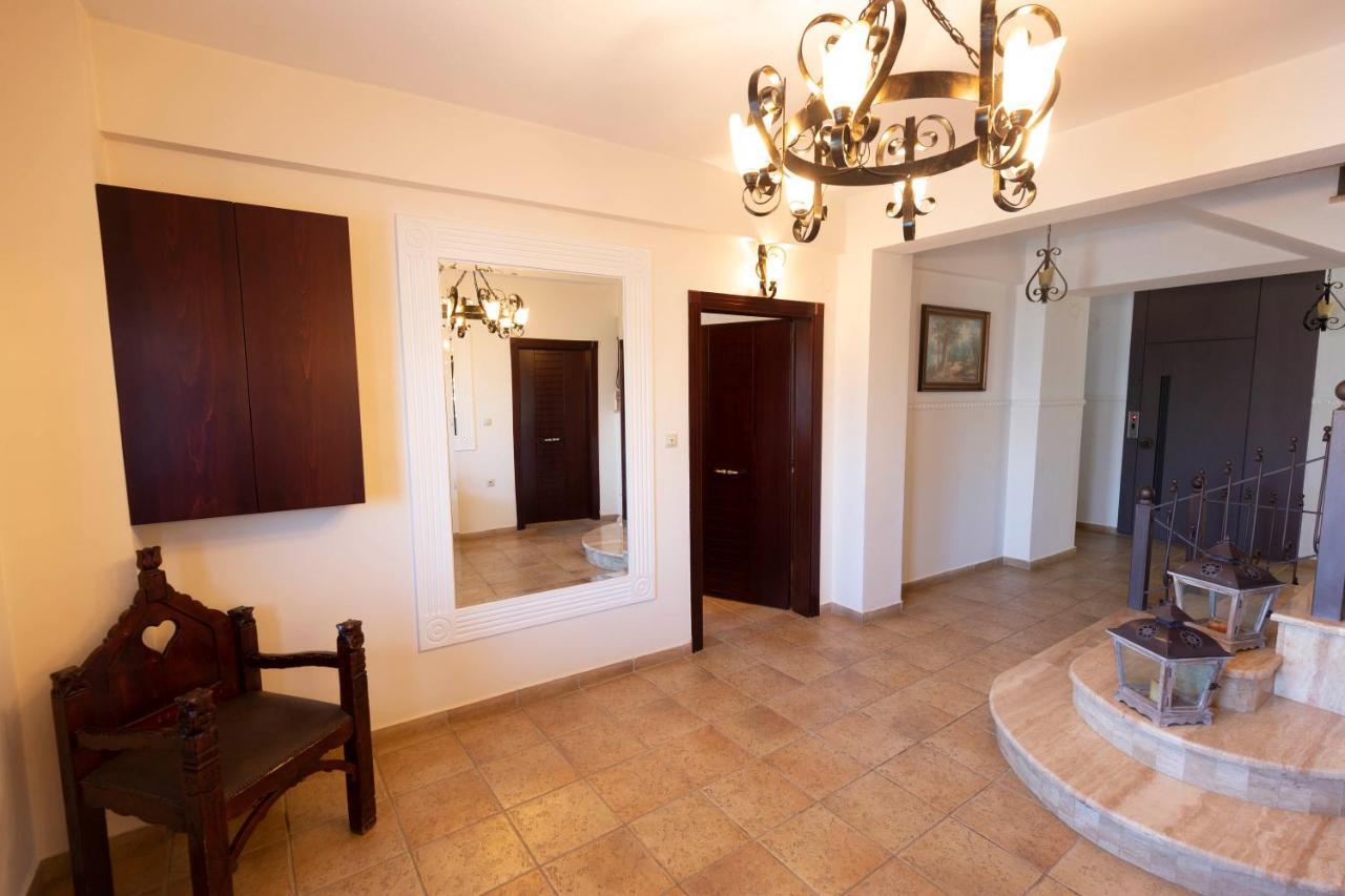 Elvis Nest Apartment Nea Moudania Exterior photo